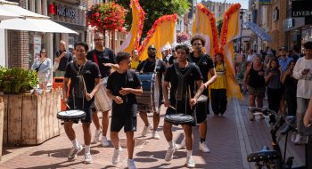 Zomercarnaval tijdens 4e Juttersmarkt